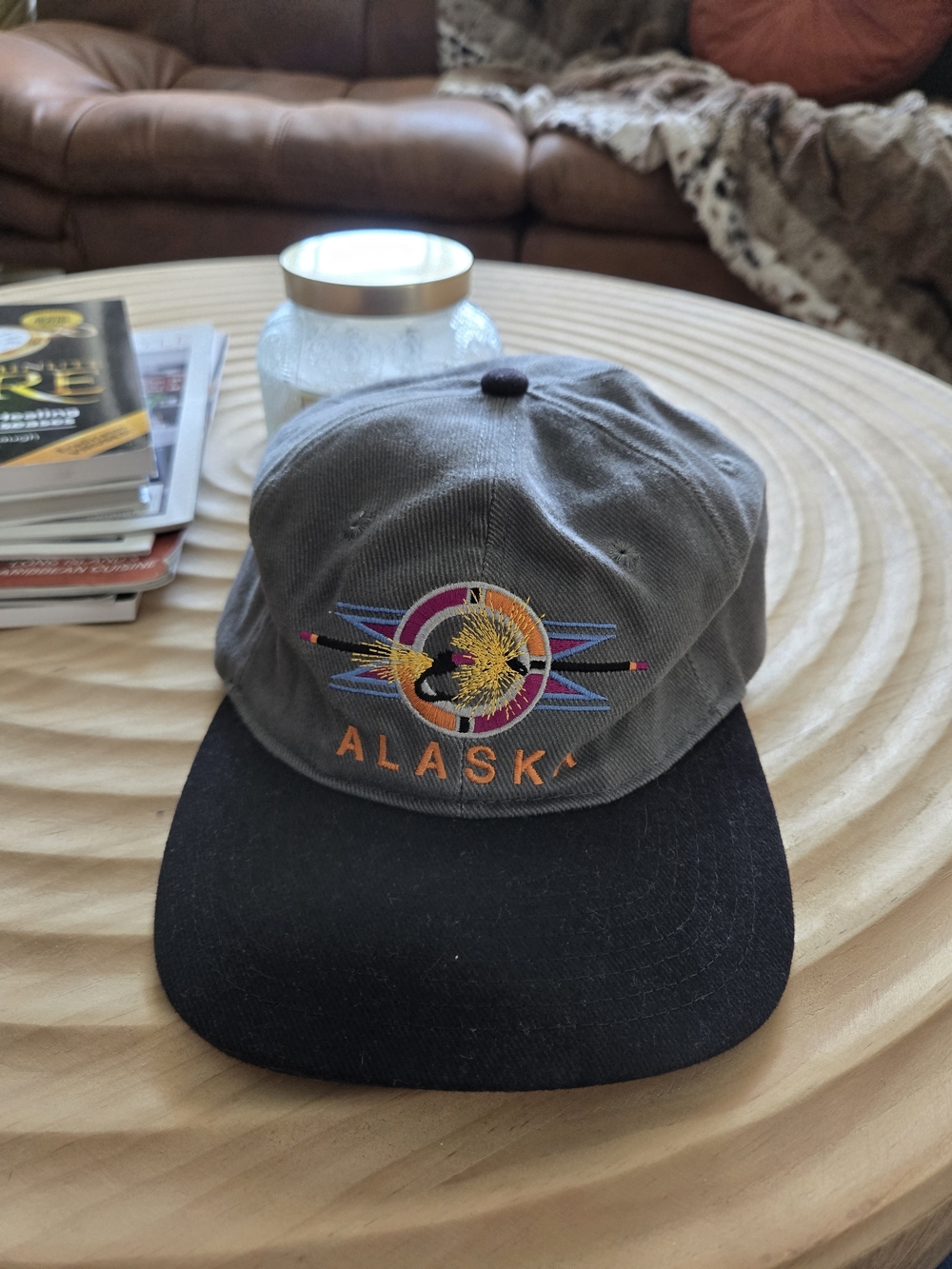 Vintage Alaska Two-Tone Baseball Cap Gray Black Strapback Travel Hat